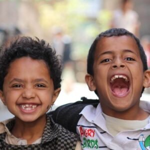 ضحكة الشارع