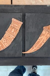 11