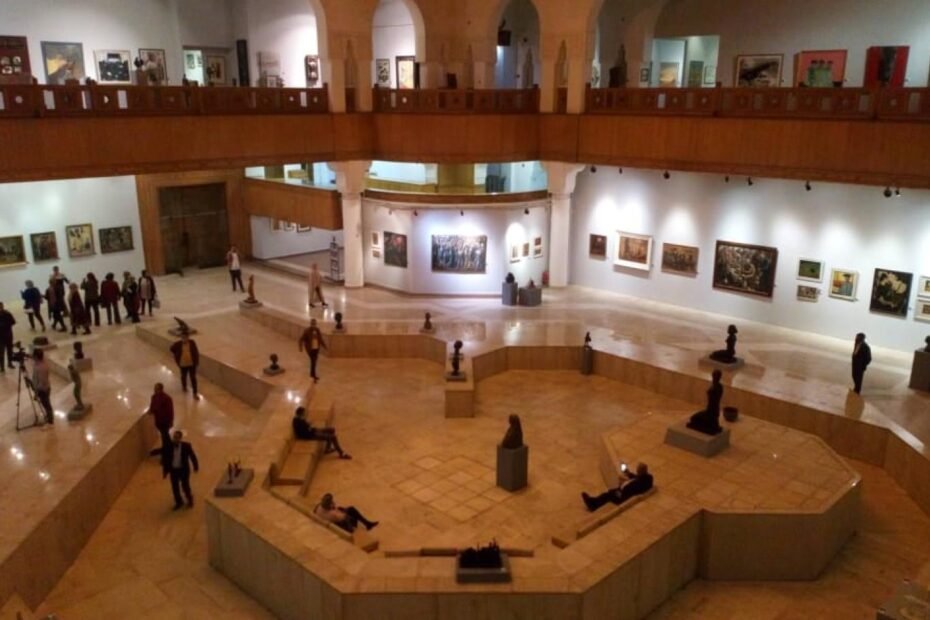 لماذا يجهل المصريون متاحفهم التشكيلية؟