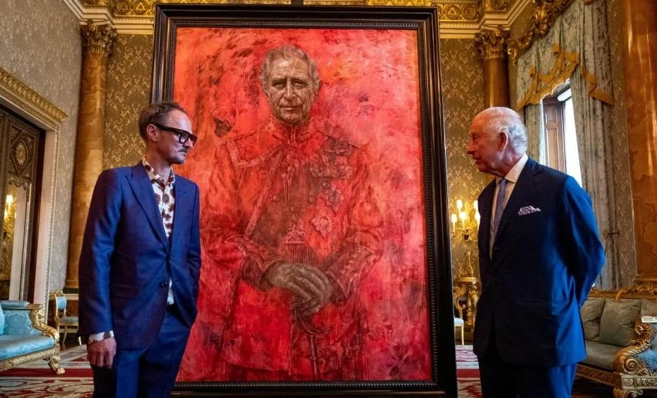 الملك تشارلز يكشف عن أول لوحة بورتريه تجسده منذ التتويج